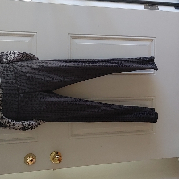 Inner Spirit leggings - Picture 2 of 2